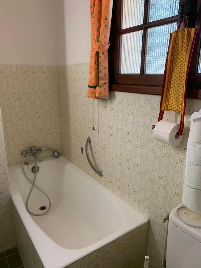 Le Mas Des Cabris Bed & Breakfast Tourtour